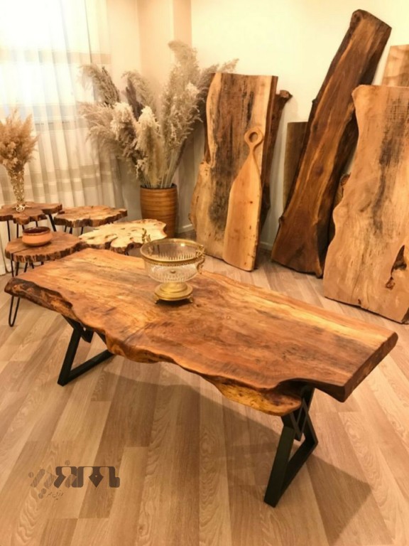 پایه‌ی فلزی میز ناهارخوری