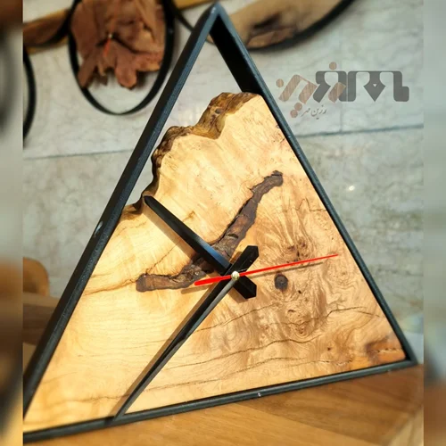 ساعت رومیزی