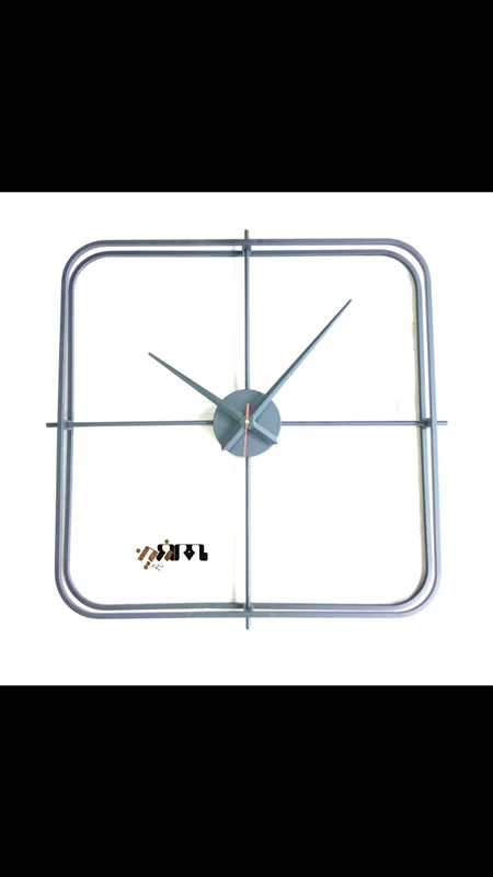 ساعت دیواری فلزی سبک مینیمال طرح لادن